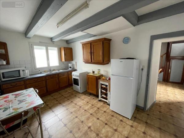 Maison de ville à vendre à Marans en Charente-Maritime (17230), ref : LE 313