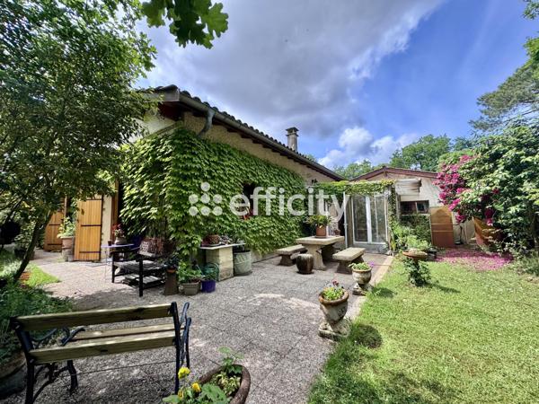 Maison
         7 pièces
        - 221 m² Bien prestige 949 000 € *