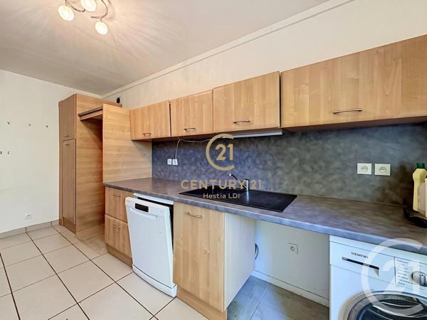 Appartement F3 à vendre  3 pièces - 72 m 2   GIVORS  - 69