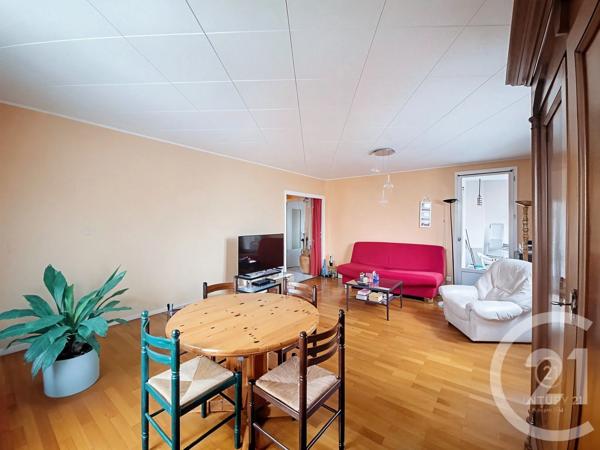 Appartement F3 à vendre  3 pièces - 72 m 2   GIVORS  - 69