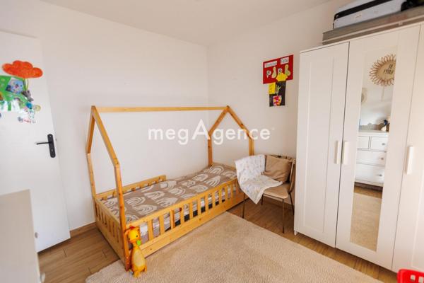 Maison à VAYRES, 33870 - 4 pièces 103m²