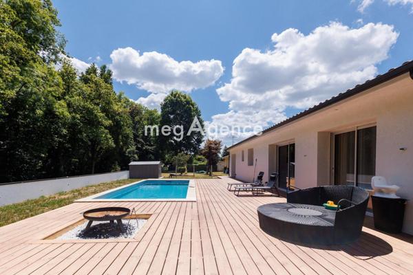 Maison à VAYRES, 33870 - 4 pièces 103m²