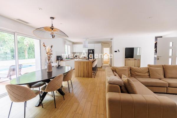 Maison à VAYRES, 33870 - 4 pièces 103m²