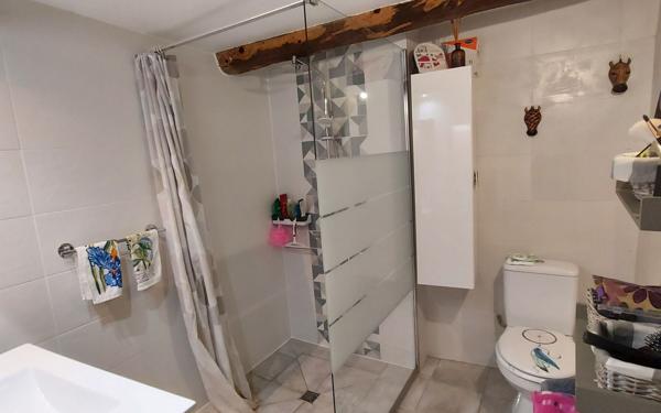 Maison à vendre    3 pièces • 102,41 m2 Cadenet