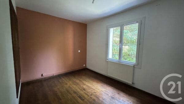 Maison à vendre  6 pièces - 133,59 m 2   CHORGES  - 05