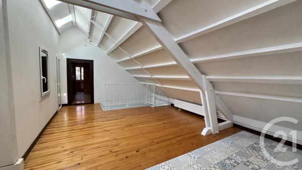 Maison à vendre  6 pièces - 133,59 m 2   CHORGES  - 05