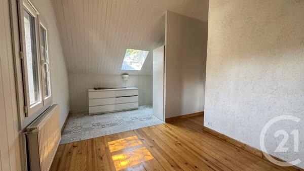 Maison à vendre  6 pièces - 133,59 m 2   CHORGES  - 05