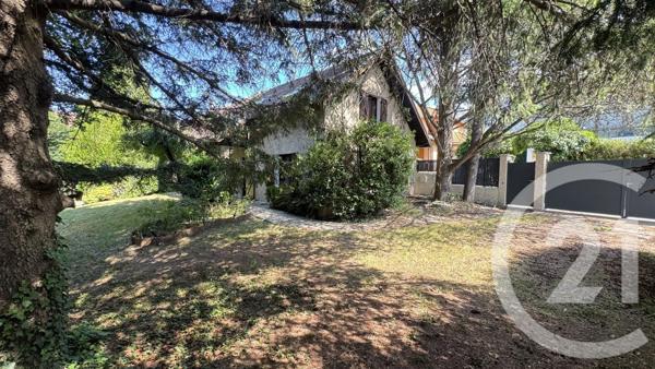 Maison à vendre  6 pièces - 133,59 m 2   CHORGES  - 05