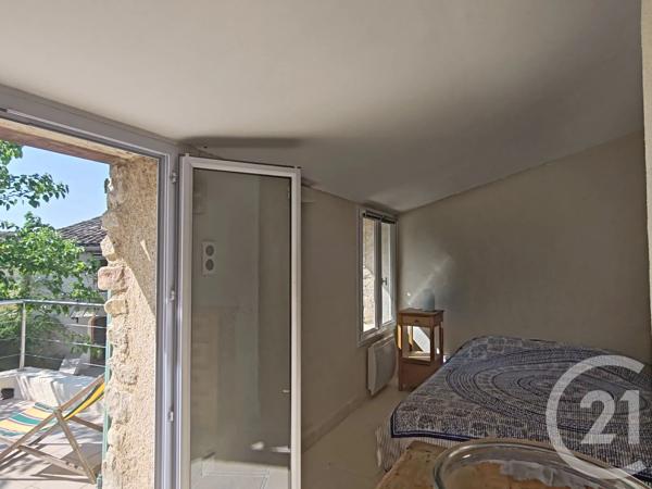 Maison à vendre  4 pièces - 138,25 m 2   PIERRERUE  - 04