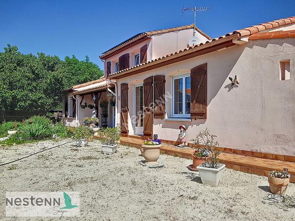 A Saujon, à vendre maison, 125 m², 4 chambres, Terrain 922 m², piscine couverte