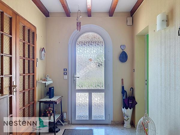 A Saujon, à vendre maison, 125 m², 4 chambres, Terrain 922 m², piscine couverte