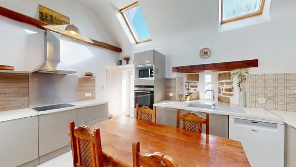 Propriete à vendre 6 pièces proche de ESQUIBIEN (29)