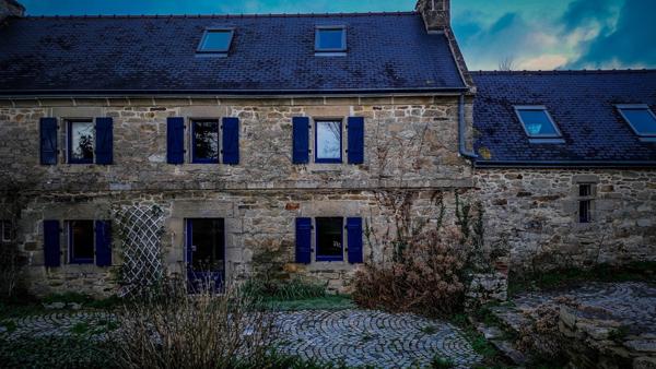 Propriete à vendre 6 pièces proche de ESQUIBIEN (29)