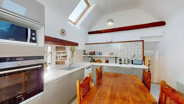 Propriete à vendre 6 pièces proche de ESQUIBIEN (29)