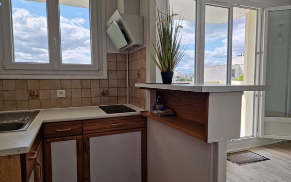 Appartement à vendre    2 pièces • 31,65 m2 Saint-Maur-des-Fossés