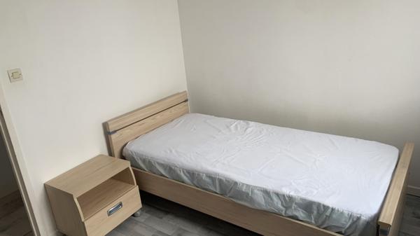 APPARTEMENT F3 MEUBLE 45 M² CHÂTELLERAULT Réf A.113