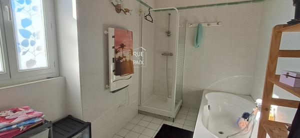 86140 SAINT GENEST D AMBIERE Maison - Saint Genest D'Ambiere 125.46 m2