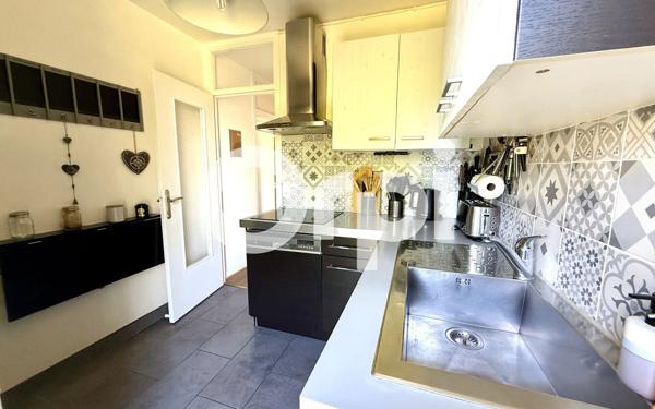 Appartement à vendre    4 pièces • 76,99 m2 Antony