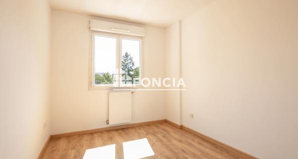 À vendre Appartement 3 pièces 63 m² - ÉChirolles 38130