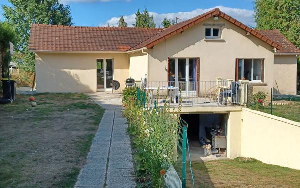 Maison à vendre    4 pièces •  Bénévent-l'Abbaye