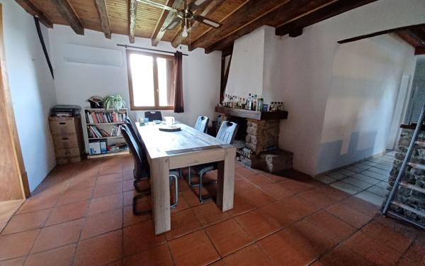 Maison à vendre    4 pièces •  Bénévent-l'Abbaye