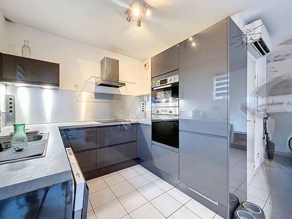 Appartement duplex - T2 - 1 chambres - 45 m² - Résidence avec piscine - Plan-de-Cuques (13380)