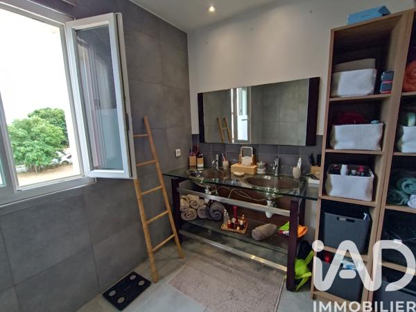 Maison à vendre 4 pièces 141 m² Sainte-Marie-la-Mer