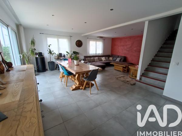 Maison à vendre 4 pièces 141 m² Sainte-Marie-la-Mer