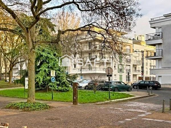 Massy Vilmorin : 3 pièces lumineux avec balcon