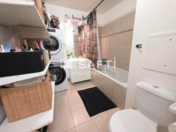 Appartement au 4éme et dernière étage dans immeuble 2014