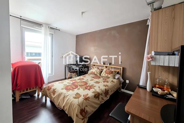 Appartement au 4éme et dernière étage dans immeuble 2014