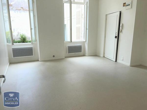 Appartement à louer 1 pièce 25.84m² Saint-Quentin (02100)