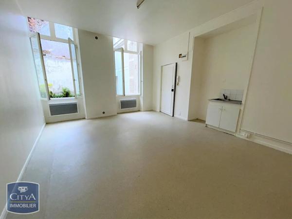 Appartement à louer 1 pièce 25.84m² Saint-Quentin (02100)