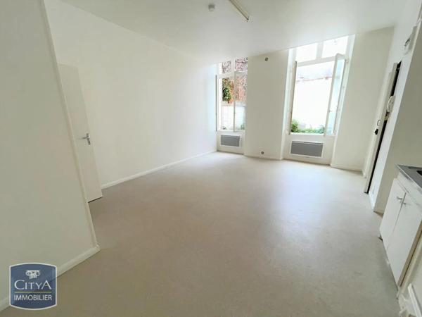 Appartement à louer 1 pièce 25.84m² Saint-Quentin (02100)