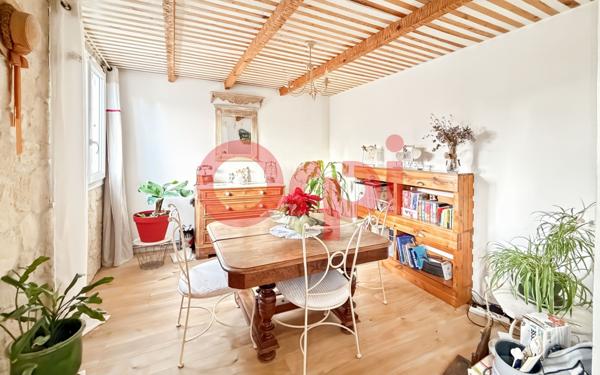 Appartement à vendre    3 pièces • 84 m2 Aix-en-Provence