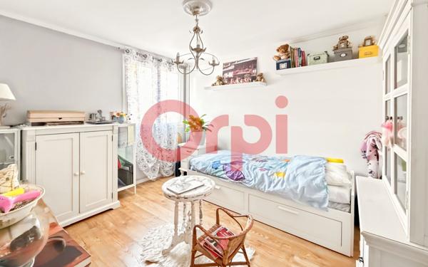 Appartement à vendre    3 pièces • 84 m2 Aix-en-Provence