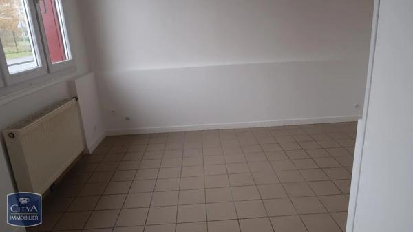 Maison à louer 2 pièces 44.28m² Chauny (02300)