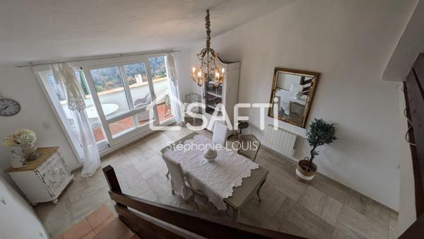 CHARMANTE MAISON DE VILLE AVEC SUPERBE VUE A 180°