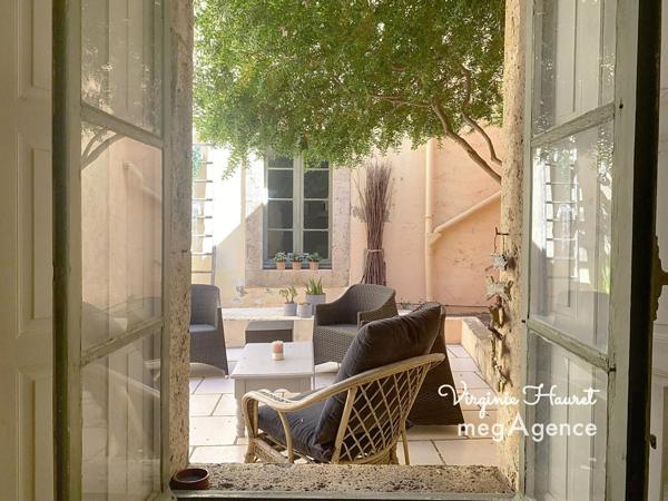 Maison à Narbonne, 11100 - 10 pièces 270m²