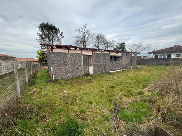 A vendre Terrain Narrosse 709 m2