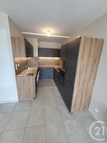 Appartement T2 à vendre  2 pièces - 46,45 m 2   LUC LA PRIMAUBE  - 12