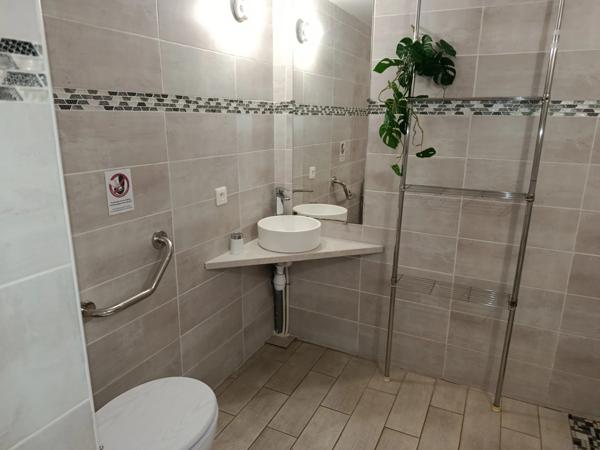Maison à vendre 10 pièces hauteurs de Sainte-Foy des Vignes (24)
