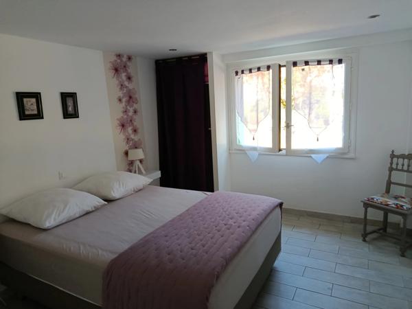 Maison à vendre 10 pièces hauteurs de Sainte-Foy des Vignes (24)