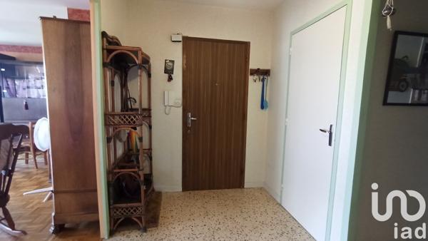 Appartement 4 pièces de 85 m² à Villars (42390)