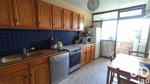 Appartement 4 pièces de 85 m² à Villars (42390)