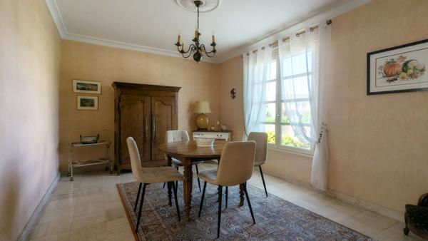 ACHAT-VENTE LAVAL - MAISON DE VILLE - 147 m²