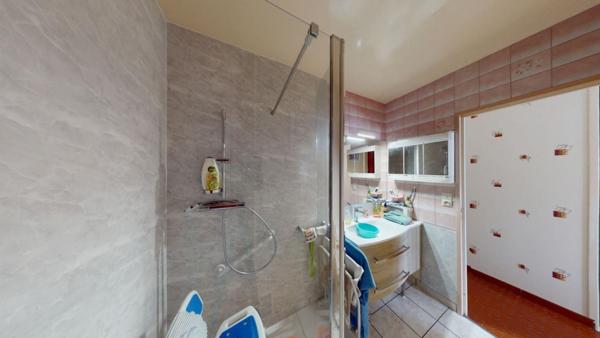 Maison, Mehun Sur Yevre 3 pièce(s) 73.6 m2