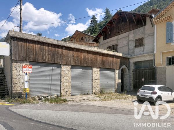 Immeuble à vendre 172 m² Saint-Martin-Vésubie
