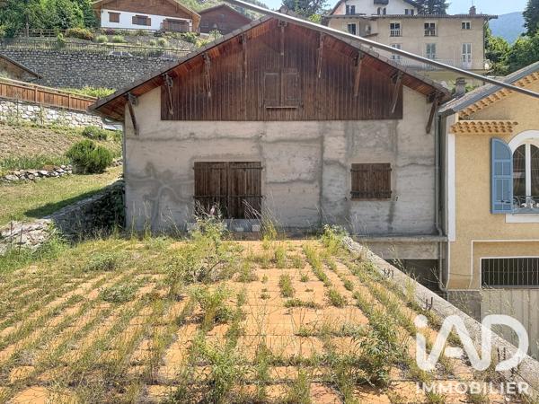 Immeuble à vendre 172 m² Saint-Martin-Vésubie