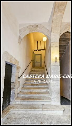 Maison de village rénovée -Proche AUCH - 7 pièces + Garage + Jardin exposé au SUD + Champ